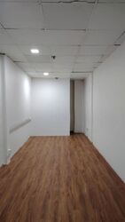 Upper Serangoon Shopping Centre (D19), Shop House #568721141